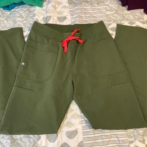 FIGS Dark Olive Scrub Set XS/MT